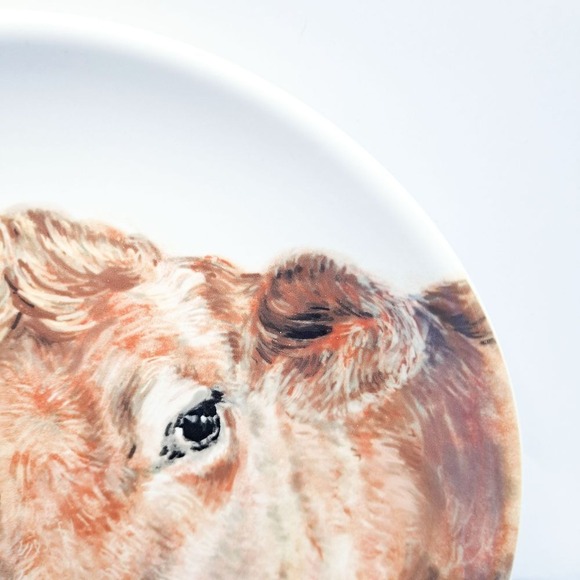222 Fifth Cow Plate 10in Porcelain Farm Animal Art Country Kitchen Decor Rustic - Picture 2 of 5
